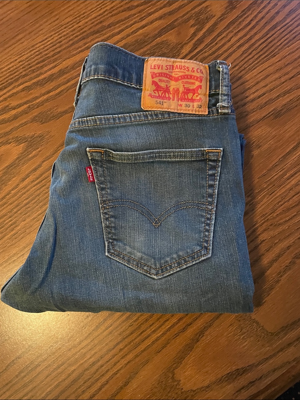 Levi's Men's Slim Straight Jeans in Blue